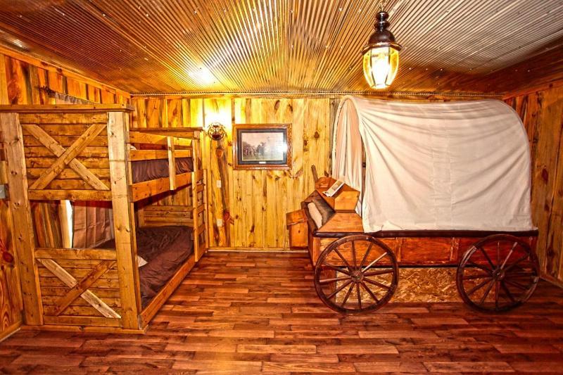Diamonds Old West Ξενοδοχείο Murfreesboro Εξωτερικό φωτογραφία